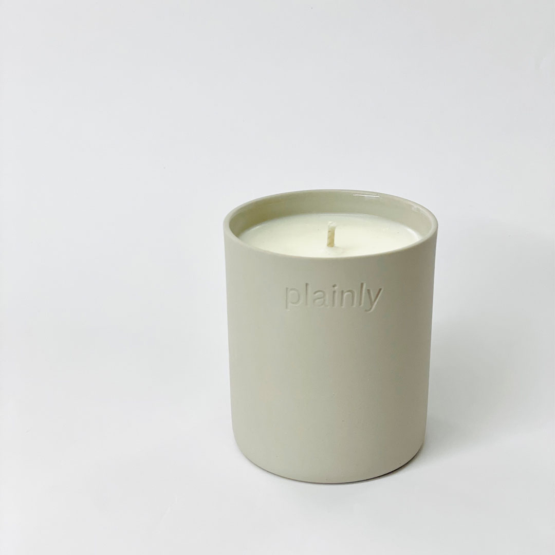 Luxury Scented Porcelain Candle - Plainly