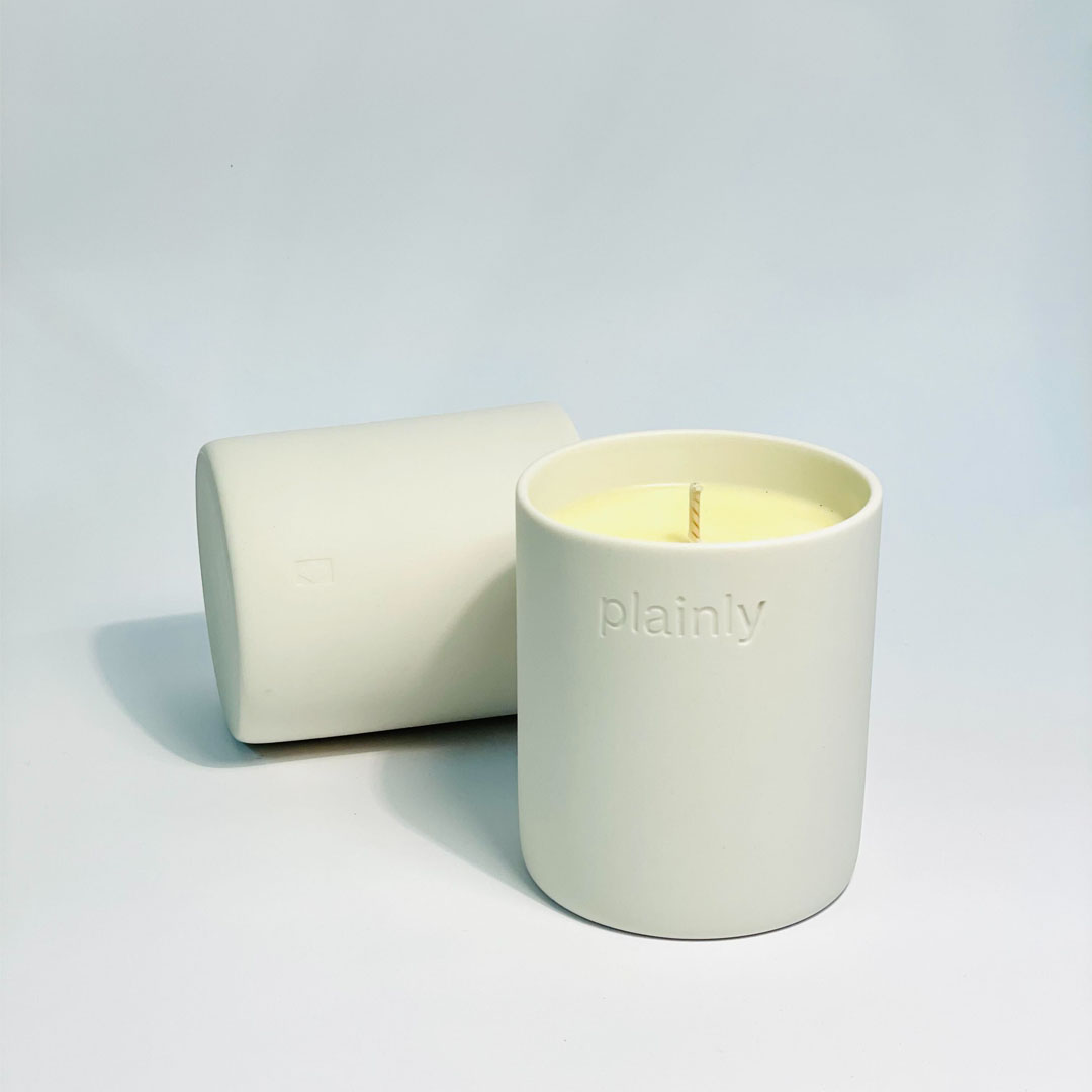 Luxury Scented Porcelain Candle - Plainly